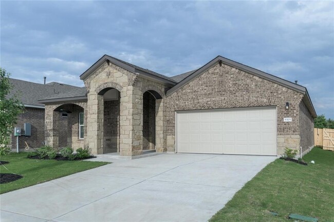 Building Photo - 9305 Margaret Jewel Ln