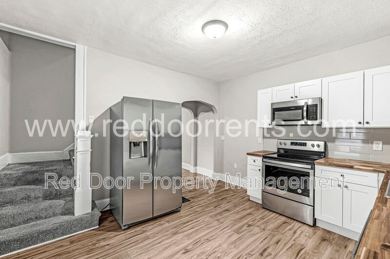 Foto principal - 2356 Stuart St