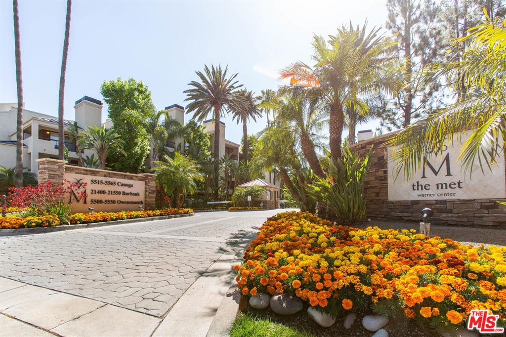 5530 Owensmouth Ave Unit 105, Woodland Hills, CA 91367 Condo for Rent