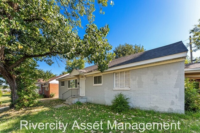 Photo - 1622 Elvis Presley Blvd House