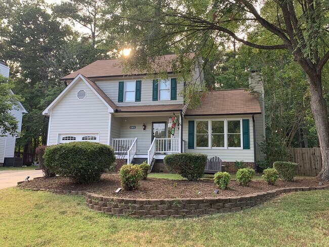 Foto del edificio - 4801 Buttonbush Dr