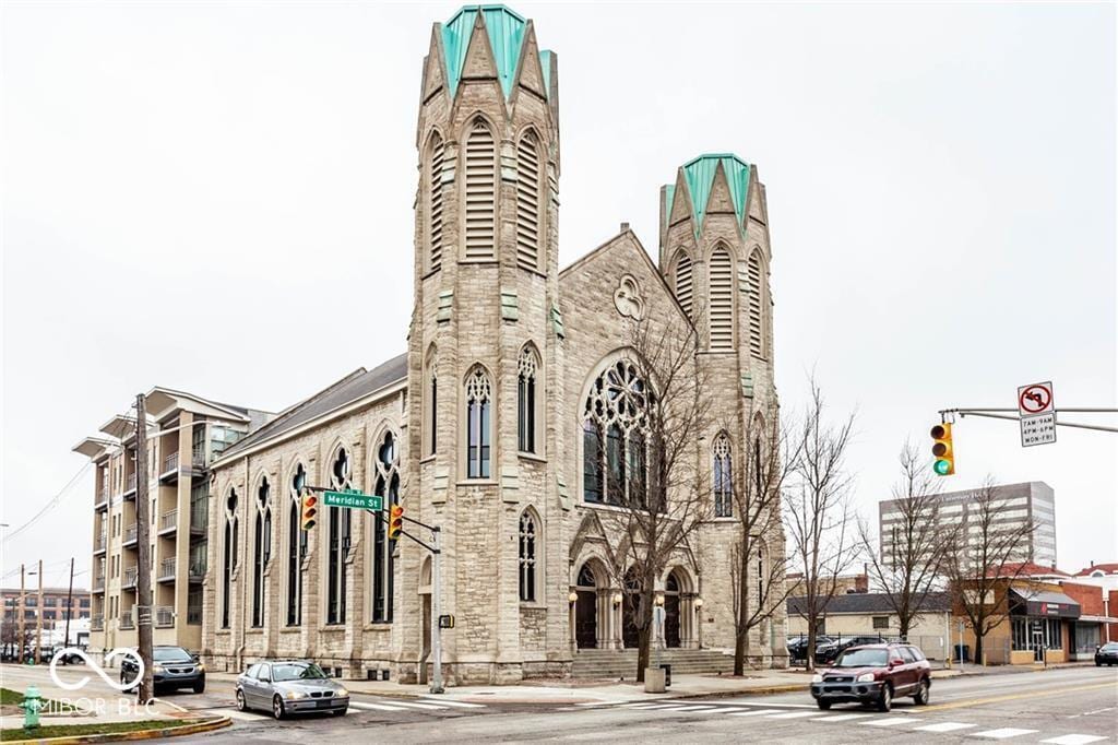 Foto principal - 802 N Meridian St