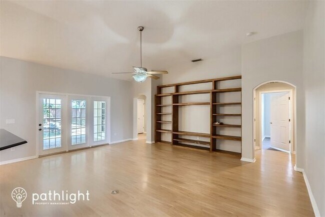 Foto del edificio - 2019 Wintermere Pointe Dr, Winter Garden, ...