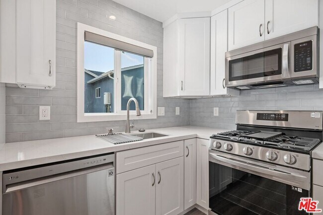 Foto del edificio - 3924 Michael Ave