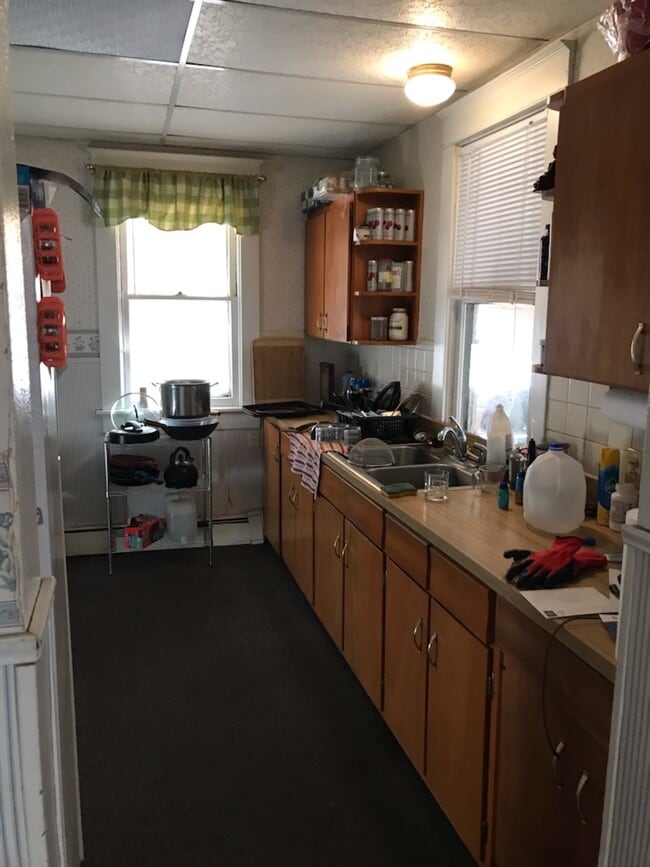 Building Photo - 455 N 5th St