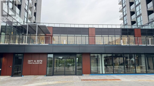 Building Photo - 3079 Trafalgar Rd