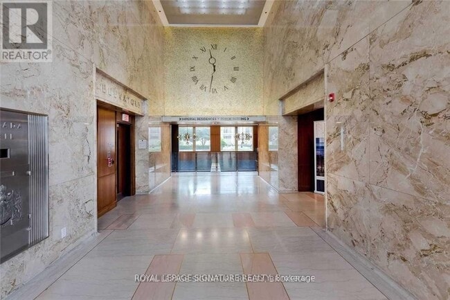 Building Photo - 111 St Clair Ave W