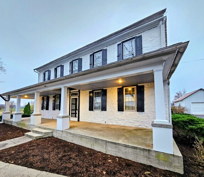 Foto del edificio - 105 S Windy Mansion Rd