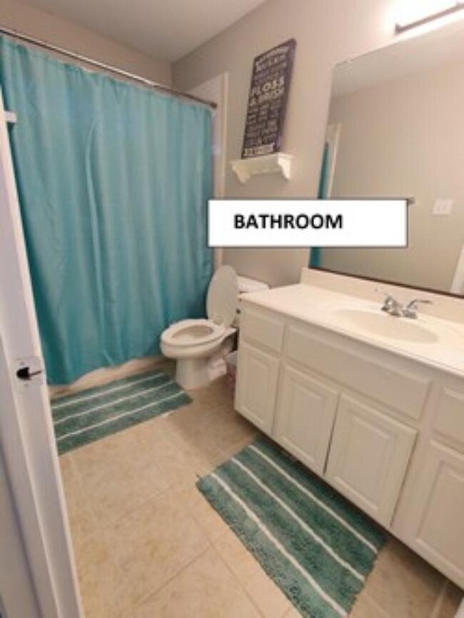 Upstairs 2 Bathrooms are like this - 9324 Cedardale Dr