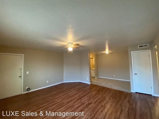 Building Photo - 1 br, 1 bath House - 6026 NW Expressway Un...