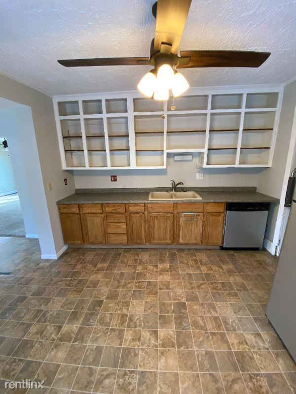 Building Photo - 5 br, 2 bath House - 605 Elliot Ave N