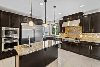 Building Photo - 11164 SE 66th Ct