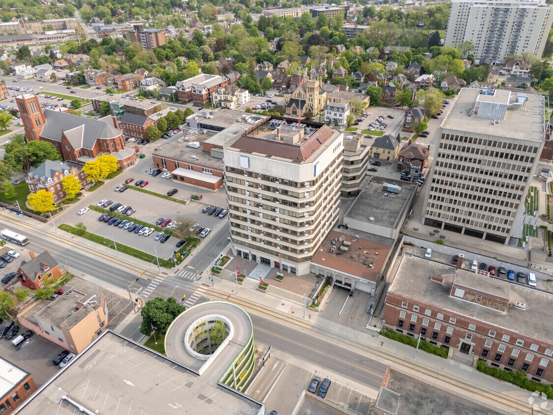 Building Photo - 30 Duke