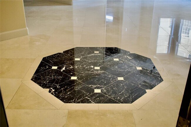 Foto del edificio - 8761 The Esplanade