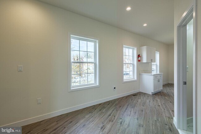 Foto del edificio - 804 30th St SE