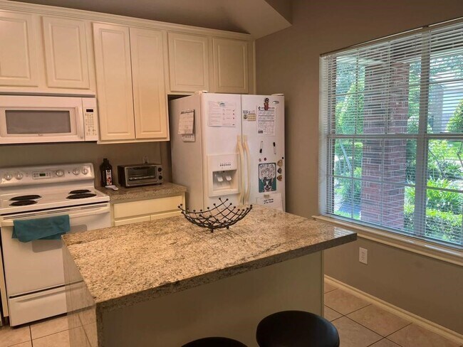 Building Photo - 46 S Wynnoak Cir