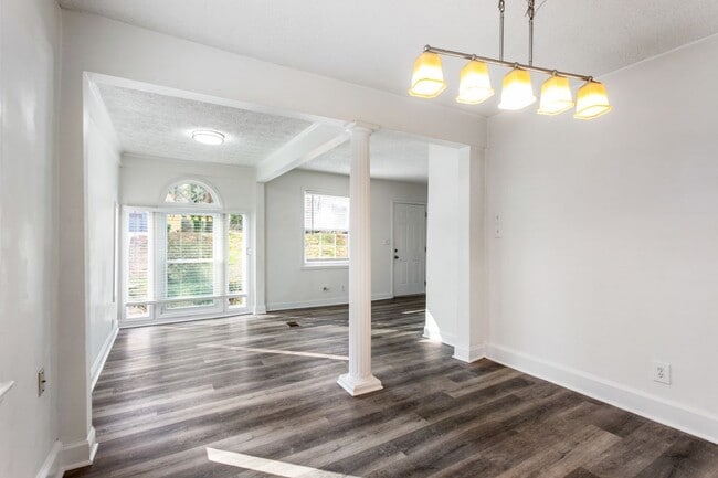 Foto del edificio - 1380 Westmont Rd SW