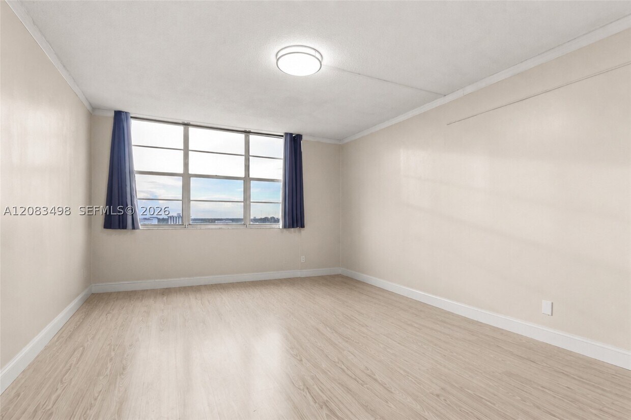 Foto del edificio - 2100 Sans Souci Blvd