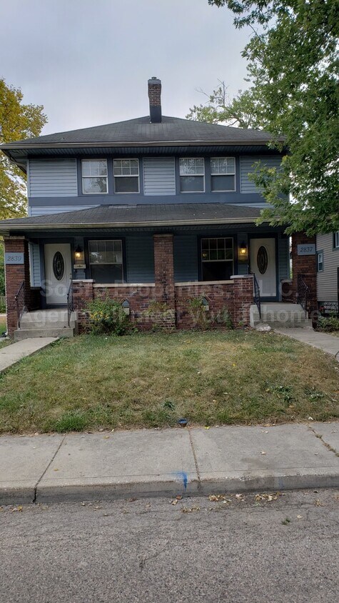 Foto principal - 2837 North Delaware Street