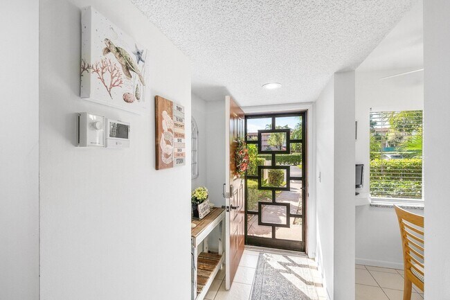 Foto del edificio - 7321 Amberly Ln