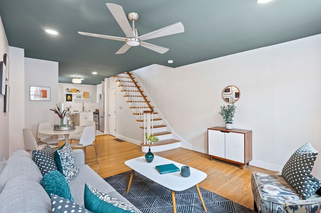 Photo - 1529 S Garnet St Townhome