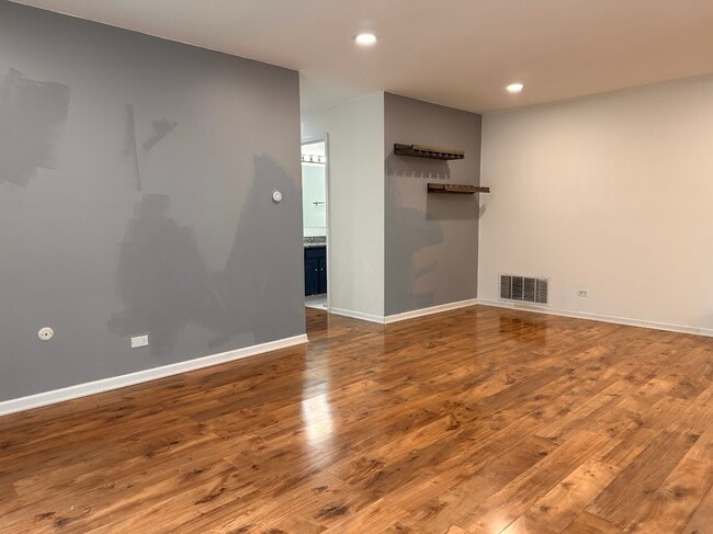 Foto del edificio - 263 Southwick Ct