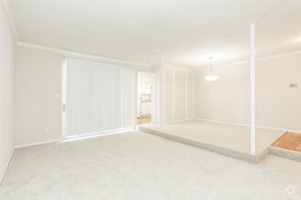 Living Room and Dining Room - Tanglebrook Apartments