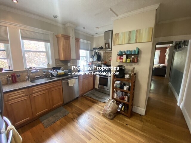Building Photo - 255 Faneuil St