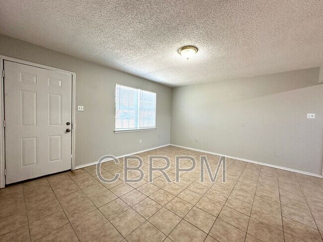 Building Photo - 4640 Grinnell St