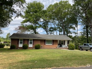 Building Photo - 29 Craddock Ct