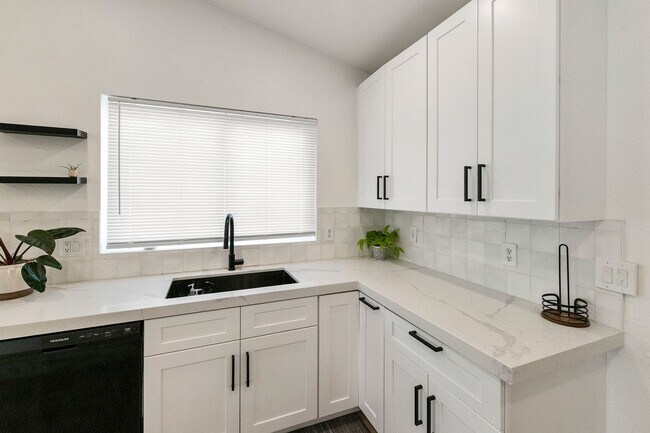 Foto del edificio - Charming 3BR House in Gilbert