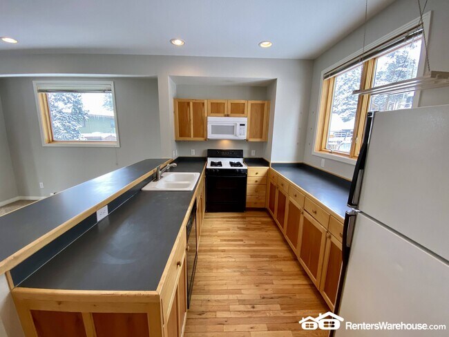 Foto del edificio - 1 S Face Dr