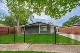 Foto principal - 2226 Rainbow Dr