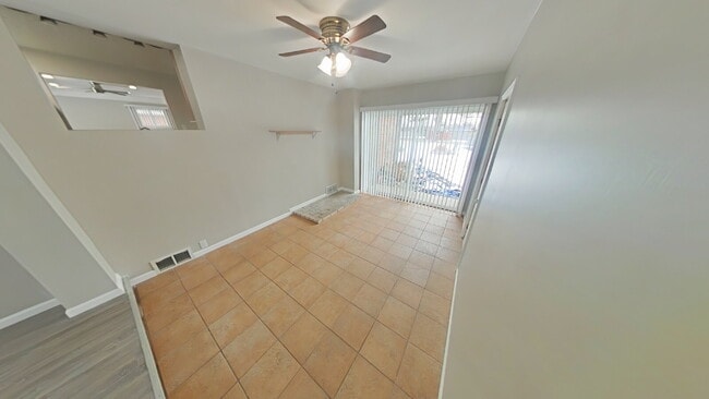 Foto del edificio - "3-Bed Home with Ample Space & Comfort in Clinton Township!"