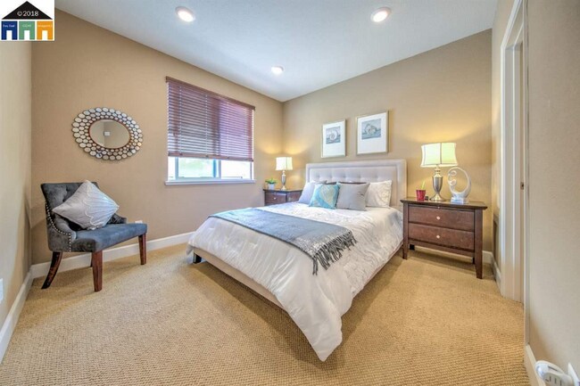 Foto del edificio - 4740 Norris Canyon Rd