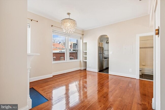 Building Photo - 2008 16th St NW