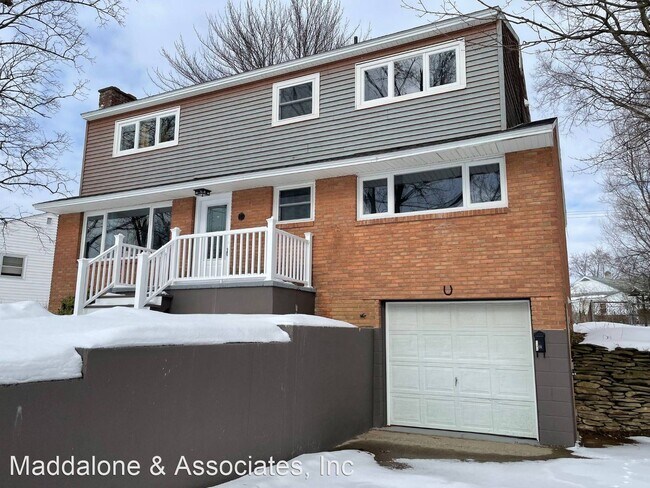 Foto del edificio - 4 br, 2 bath House - 1171 Sunrise Blvd.