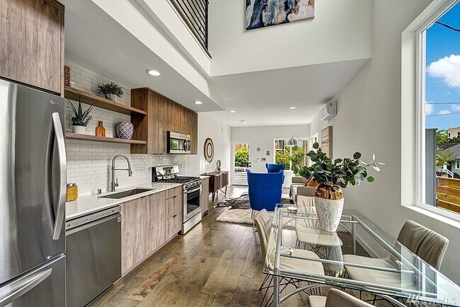 Building Photo - 1560 NW 58th St