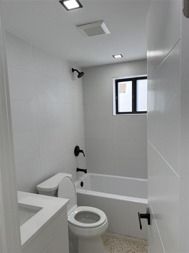 Foto del interior - 634 SW 2nd St