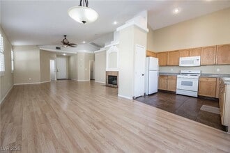Building Photo - 53 Blaven Dr