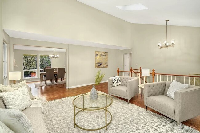 Foto del edificio - 3826 231st Ave SE