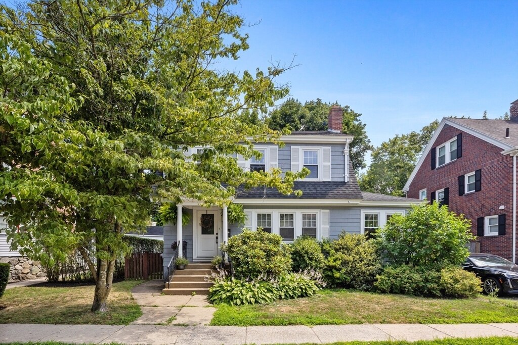 Primary Photo - 11 Parkway