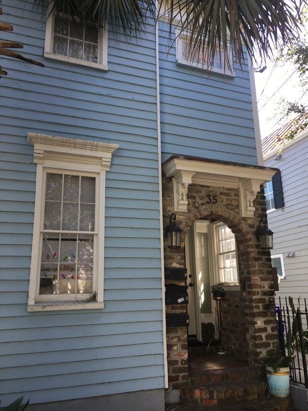 Foto principal - 35 Bogard St