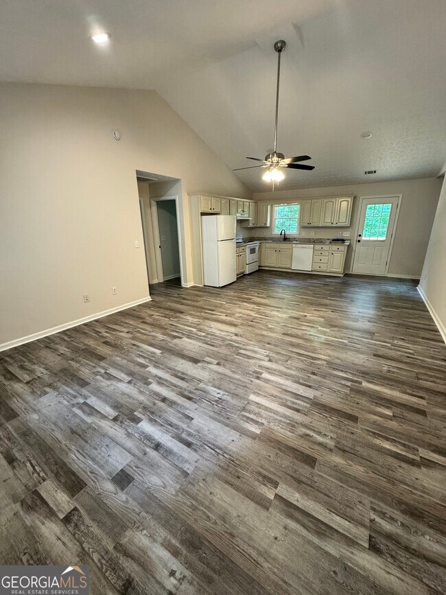 Foto del edificio - 39 Royal Oaks Ln