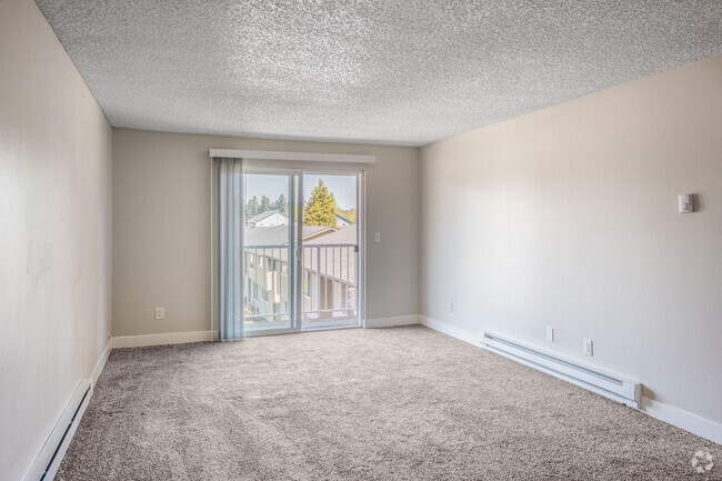 2BR, 1.5BA, - 986SF - Living Room - King James Gate