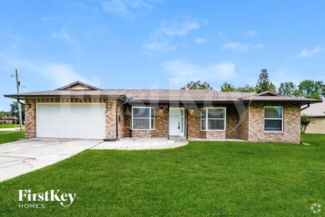 Building Photo - 2090 Raymond Dr
