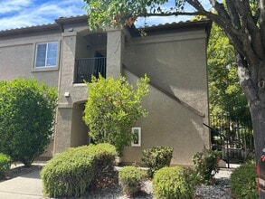 Building Photo - 4200 E Commerce Way