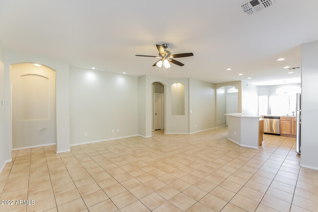 Foto del edificio - 12388 W Sherman St