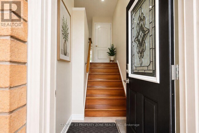 Photo du bâtiment - 5030 Heatherleigh Ave