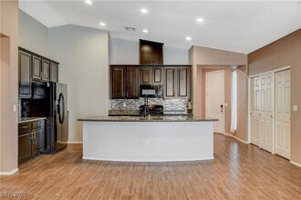 Building Photo - 2104 LeatherBridge Ct
